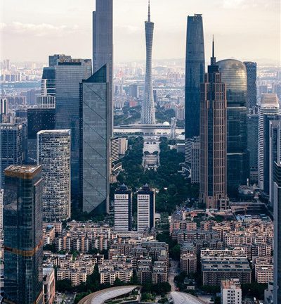 在上海做商务模特的外国人